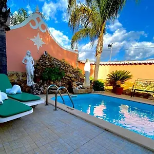 Palma's Place Casanova #wifi#heatedpool#relax Hébergement de vacances