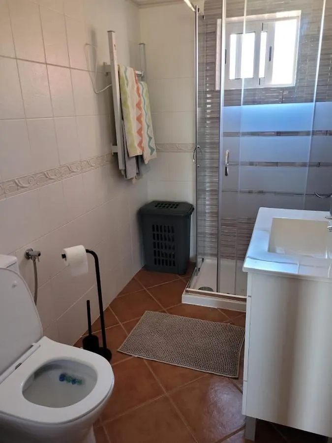 Holiday home Quinta Dos Moledros Villa Figueira